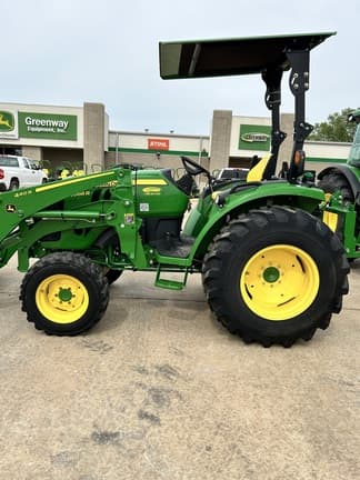 Main image John Deere 4066R